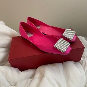 Roger vivier 7.5 NEW